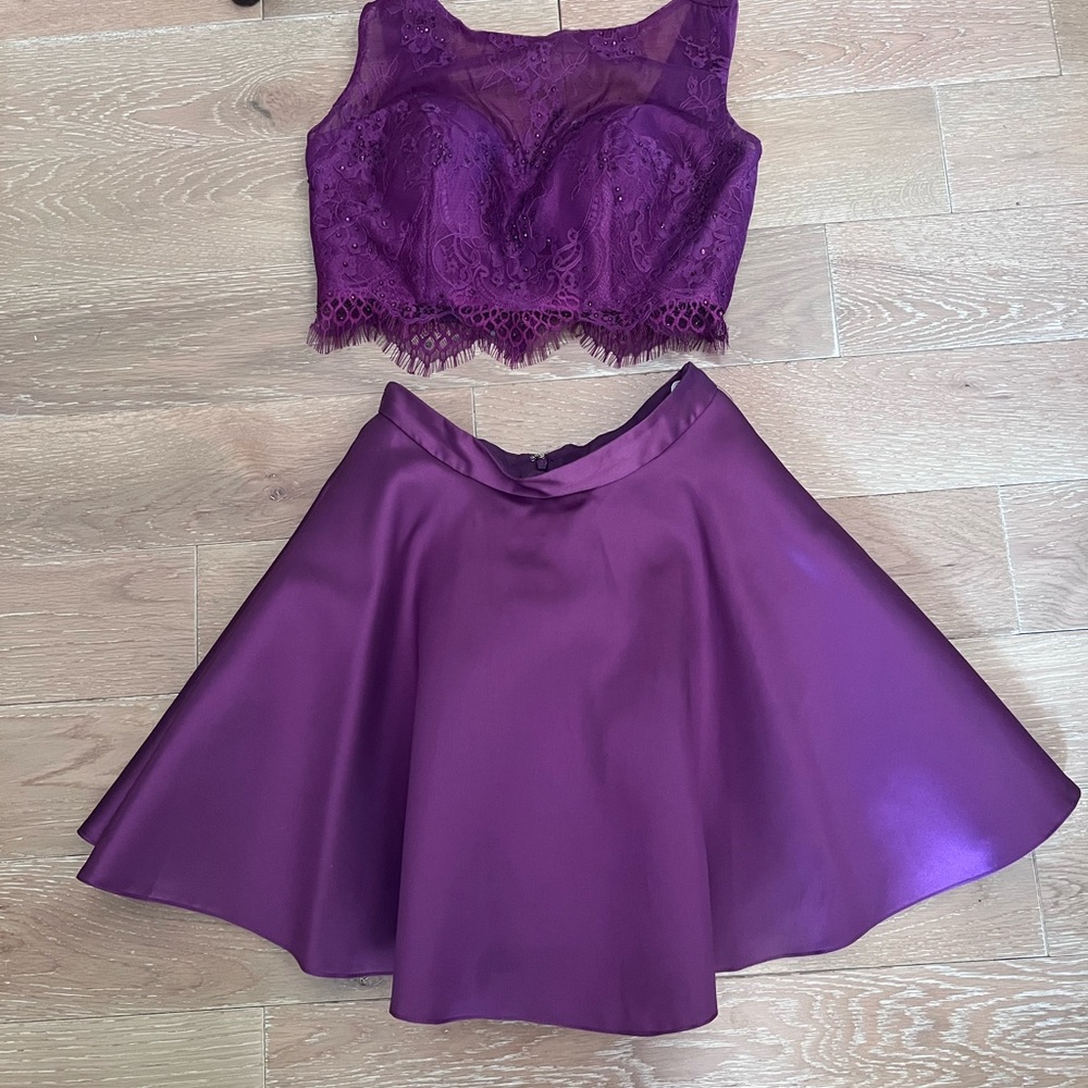 Alyce Paris 2 Piece Plum Formal Mini Set, Size 8